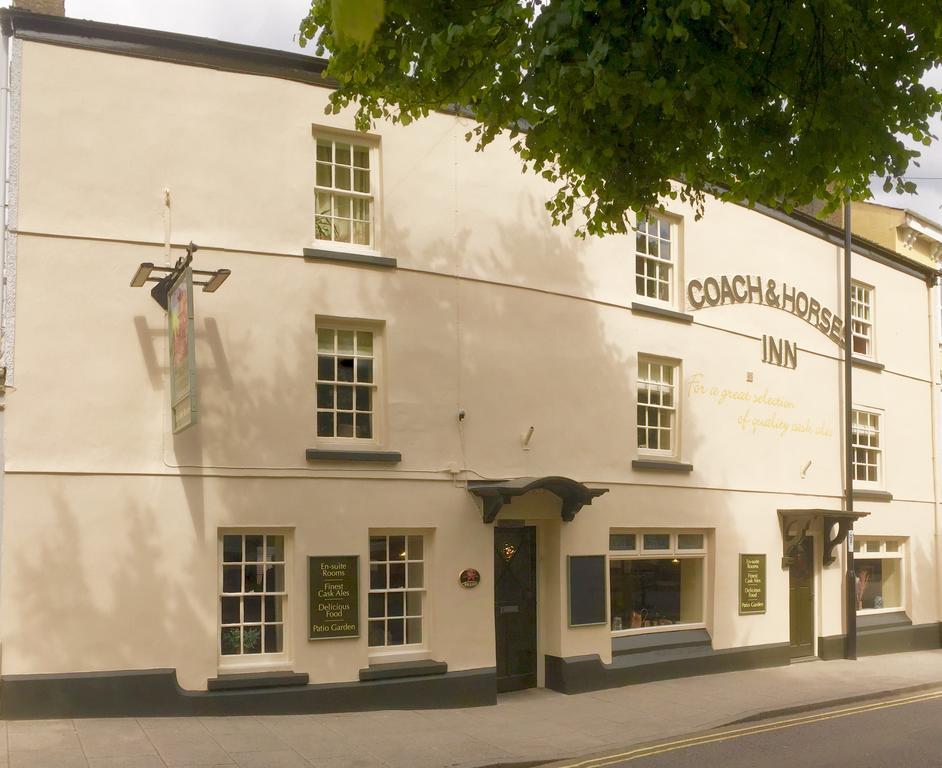 The Coach And Horses Inn Chepstow Exteriör bild
