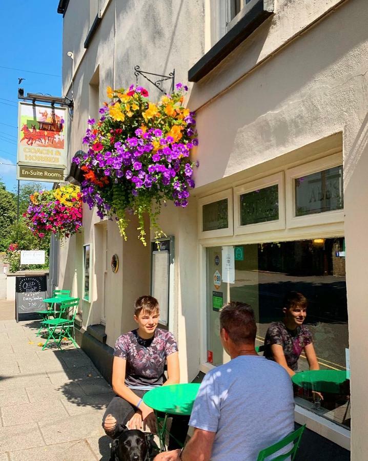 The Coach And Horses Inn Chepstow Exteriör bild